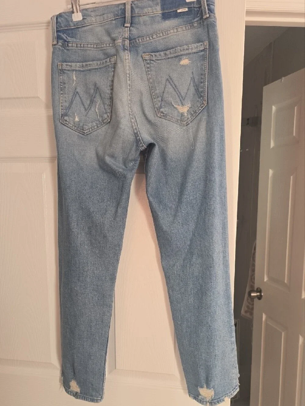 MOTHER The Tomcat Light Blue Distressed Women’s Jeans